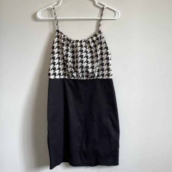 Forever 21, Sleeveless spaghetti Strap dress. Size S, worn only once - Picture 2 of 7